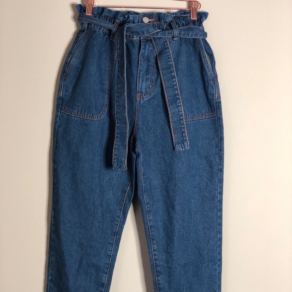 Boohoo Denim - Paperbag waist mom jeans